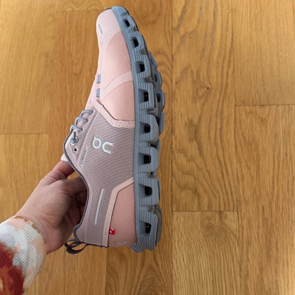 On Running Pink and Gray Athletic Shoes - Picture 3 of 5